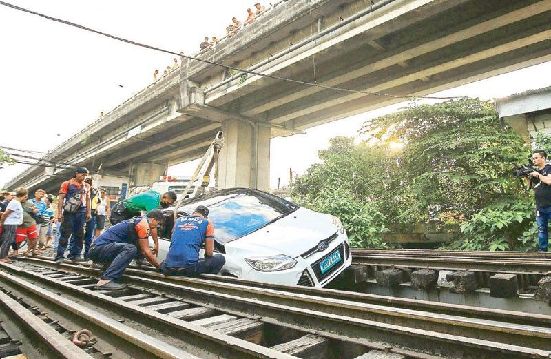 Driver Blames Waze For PNR Track Accident